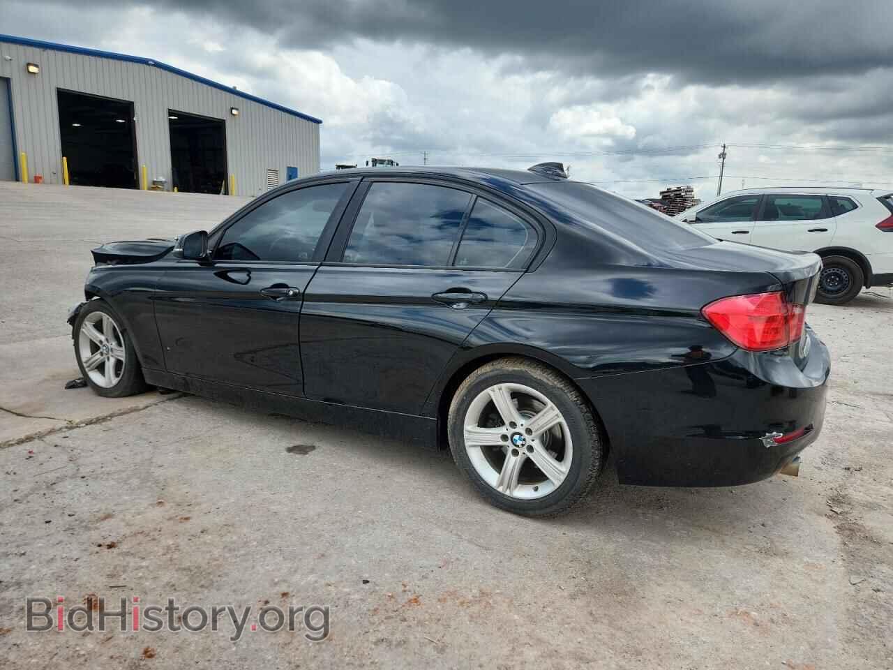 2013 BMW 3 SERIES - VIN: WBA3B1C56DF462003 - Фото 2