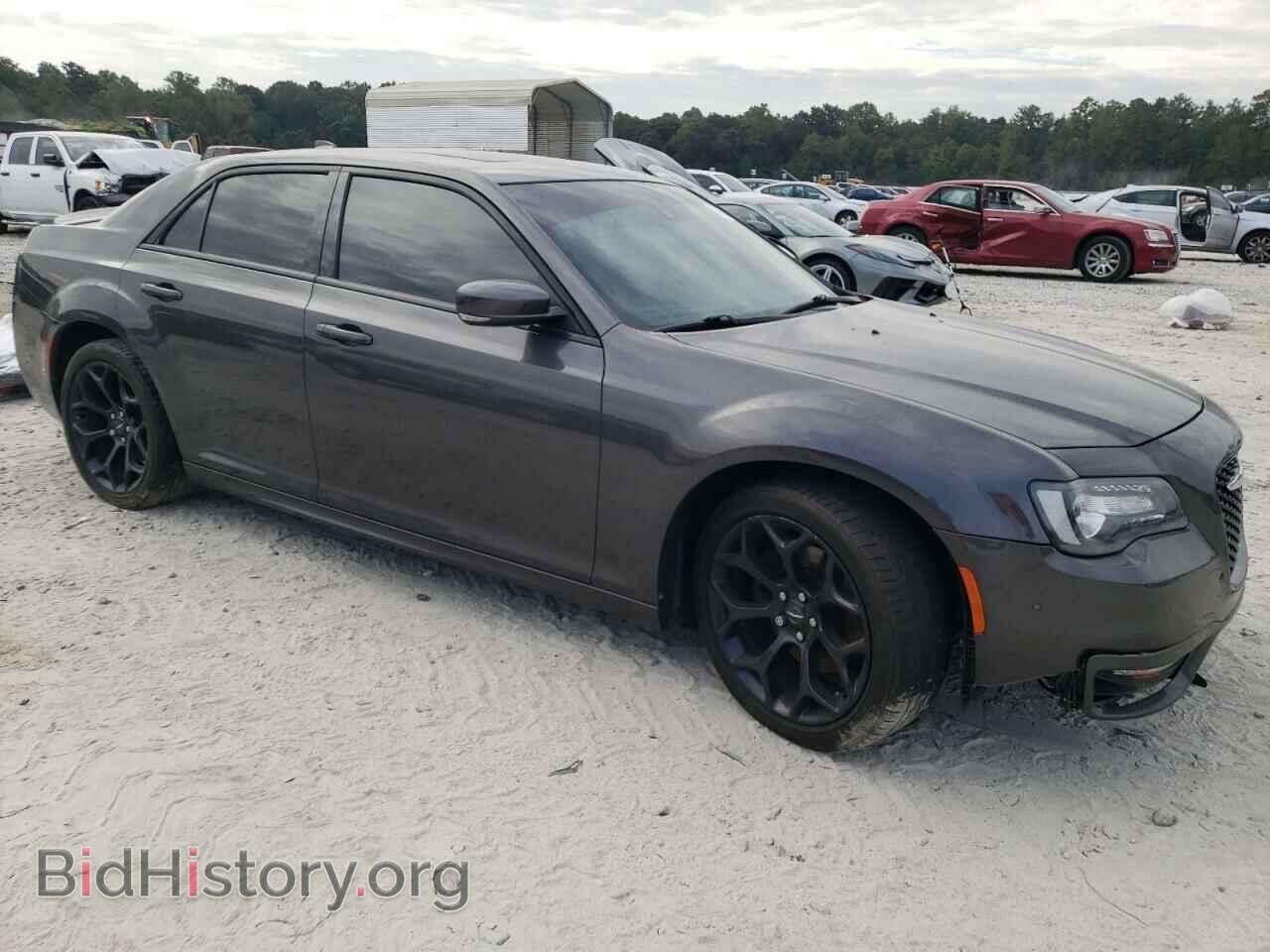 2019 CHRYSLER 300 - VIN: 2C3CCABT2KH569078 - Фото 4