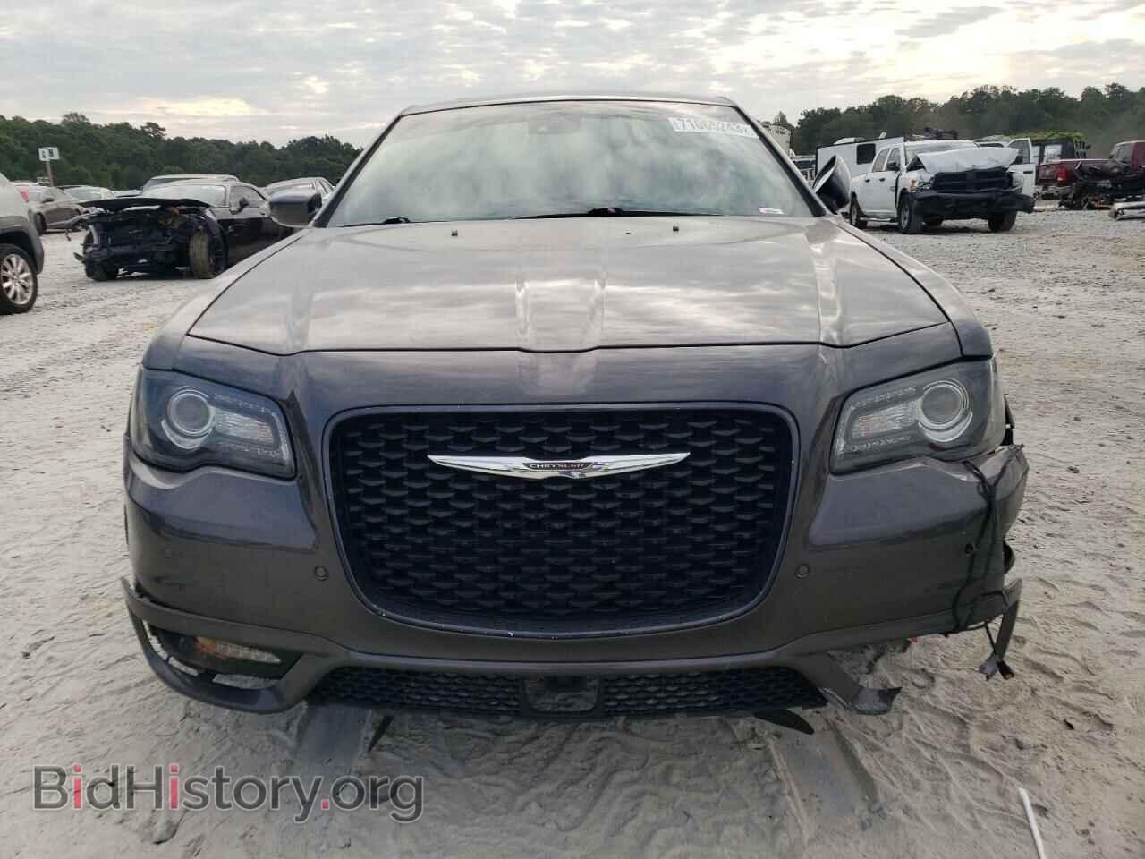 2019 CHRYSLER 300 - VIN: 2C3CCABT2KH569078 - Фото 5