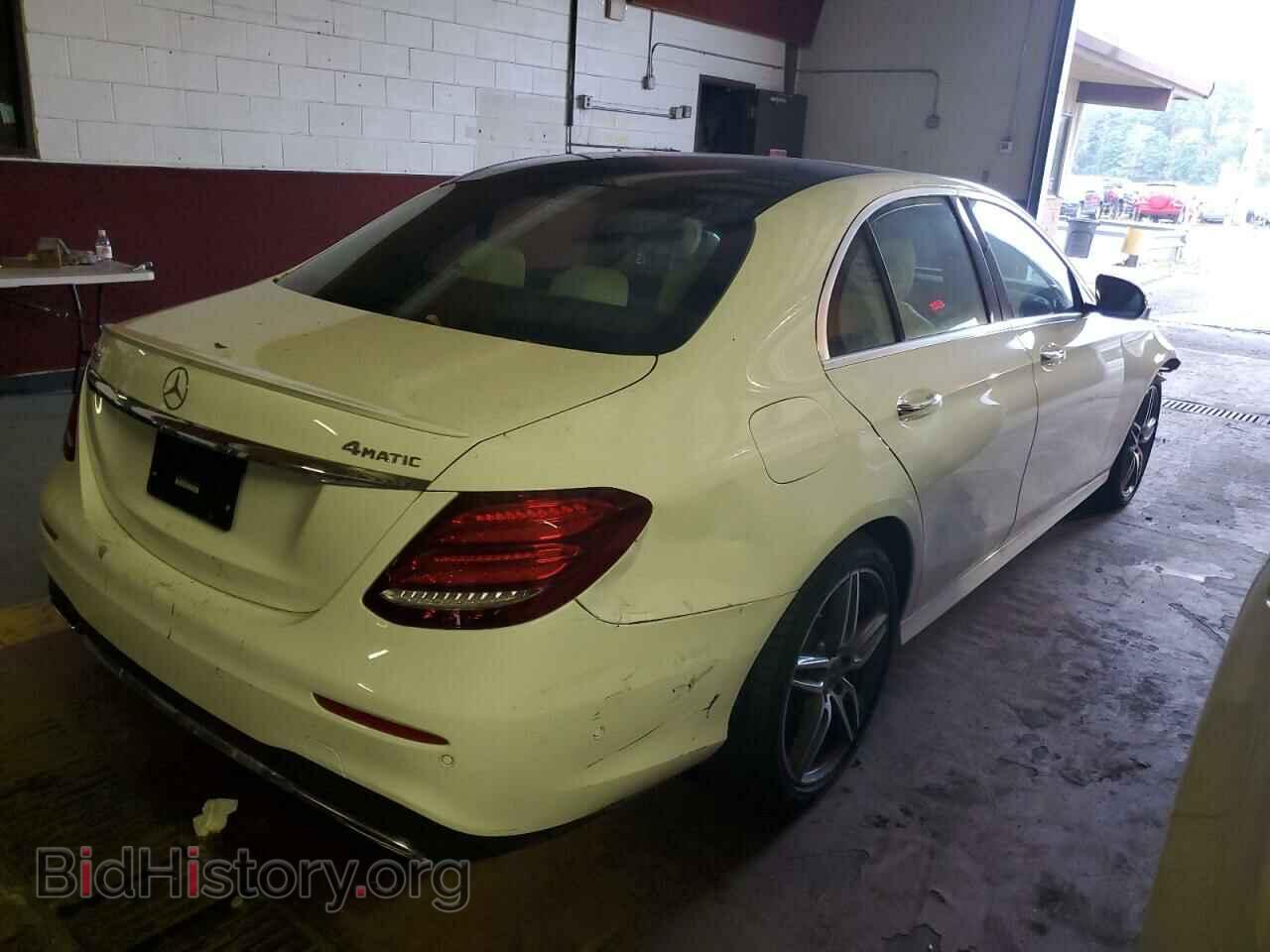 2018 MERCEDES-BENZ E-CLASS - VIN: WDDZF4KB3JA453736 - Фото 3