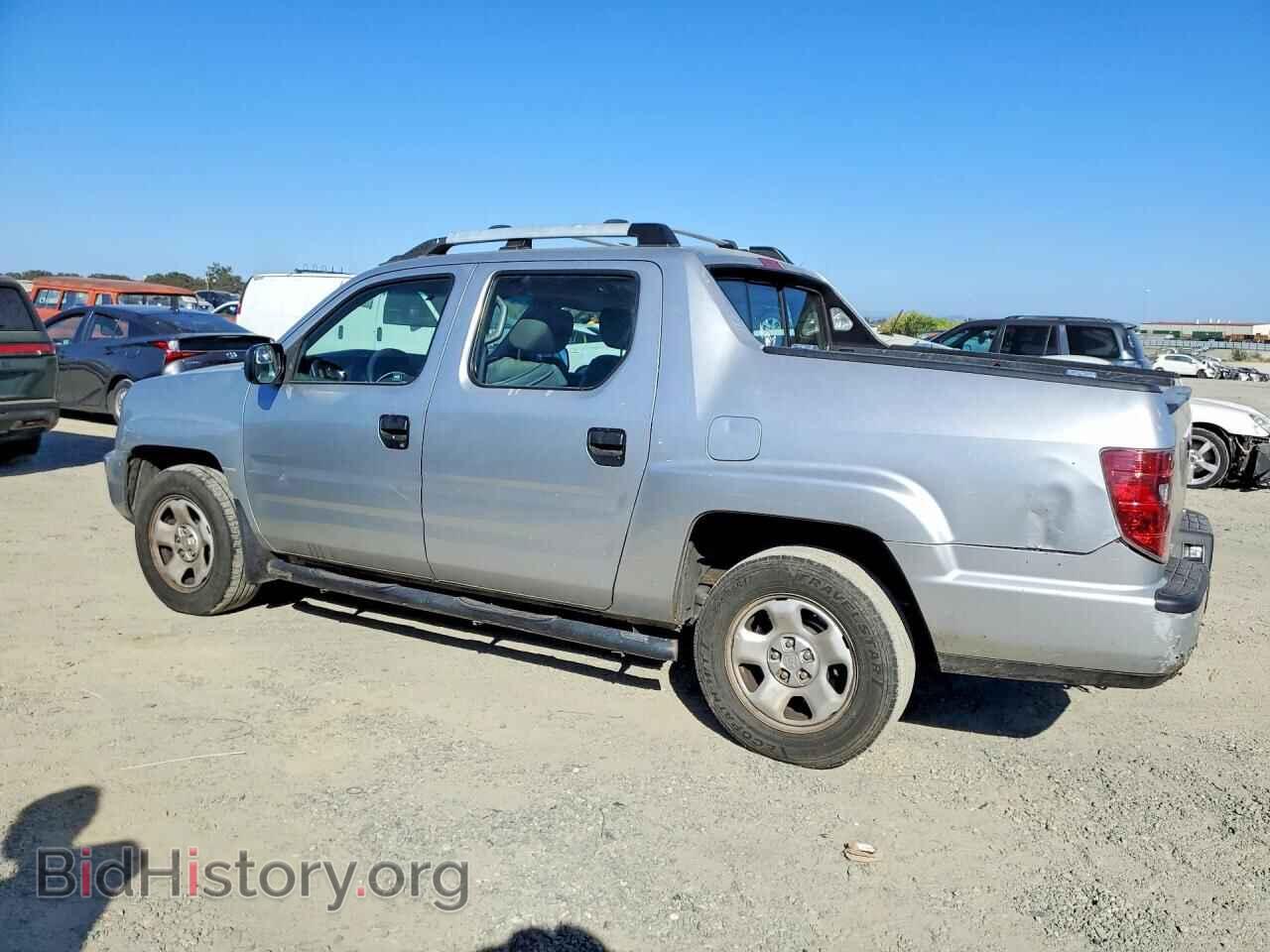 2011 HONDA RIDGELINE - VIN: 5FPYK1F20BB004976 - Photo 2