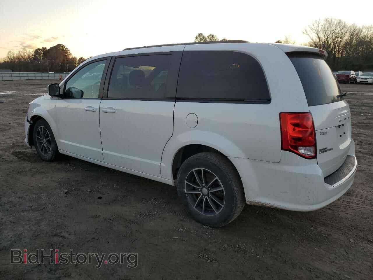 2018 DODGE CARAVAN - VIN: 2C4RDGEG3JR147625 - Фото 2
