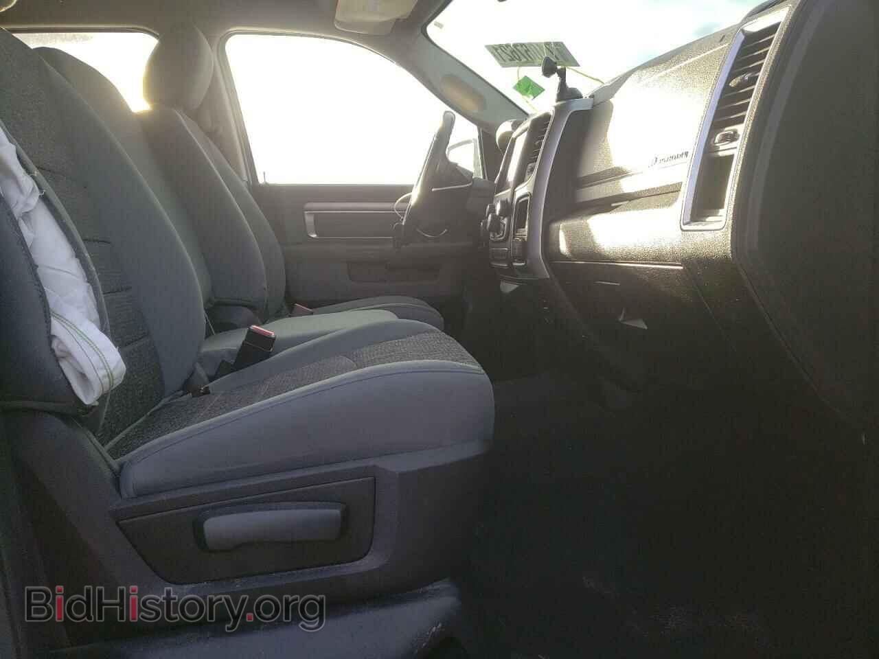 2019 RAM 1500 - VIN: 1C6RR6TT8KS694036 - Фото 5
