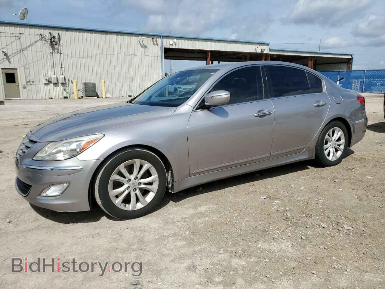 Photo KMHGC4DD2DU247248 - HYUNDAI GENESIS 2013