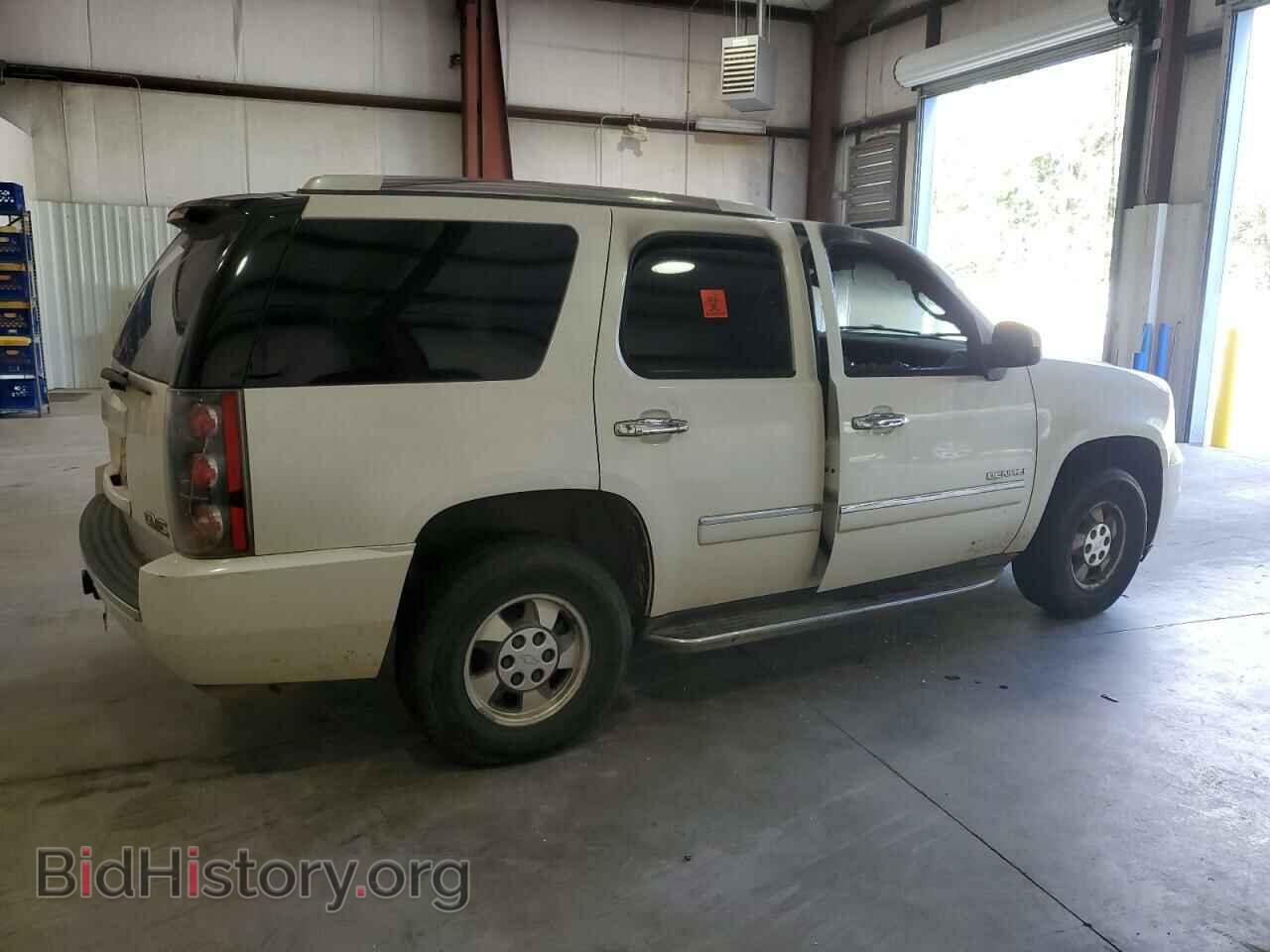 2011 GMC YUKON - VIN: 1GKS1EEF5BR398566 - Photo 3