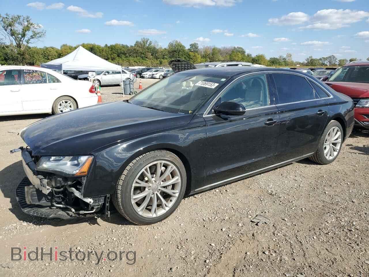Photo WAURVAFD3BN013336 - AUDI A8 2011