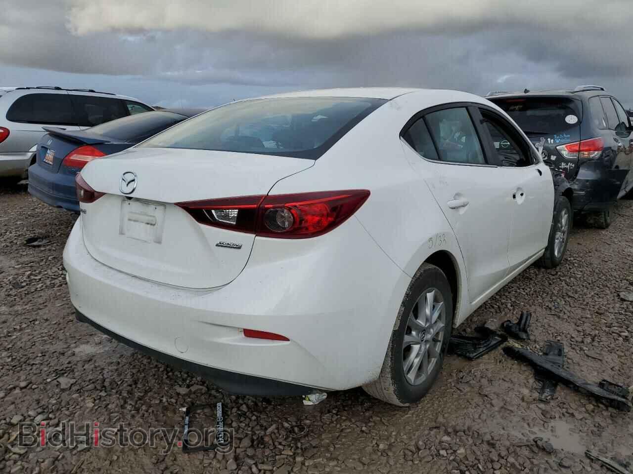 2018 MAZDA 3 - VIN: 3MZBN1U79JM175334 - Фото 3