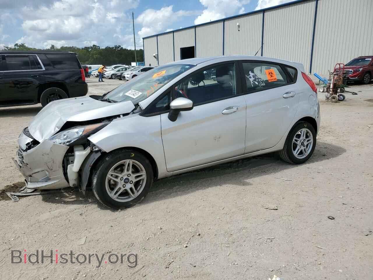 Photo 3FADP4EJ6HM123242 - FORD FIESTA 2017