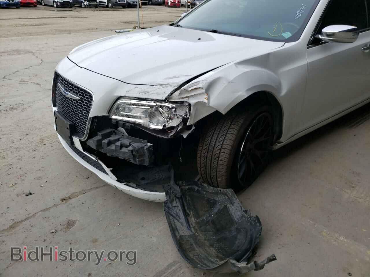 2017 CHRYSLER 300 - VIN: 2C3CCAEG9HH566296 - Фото 9