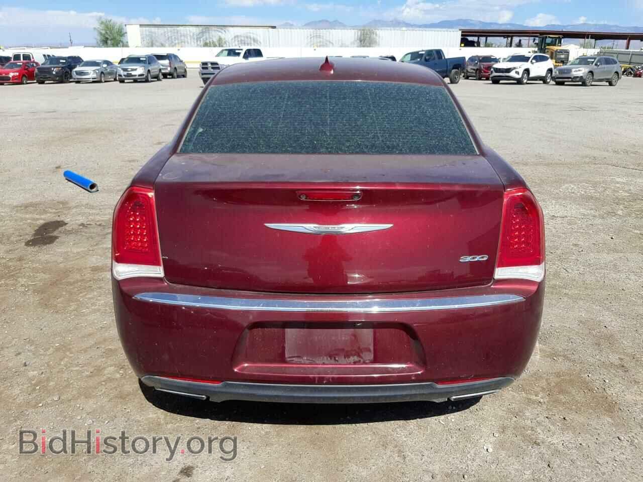 2016 CHRYSLER 300 - VIN: 2C3CCAAG9GH167781 - Фото 6