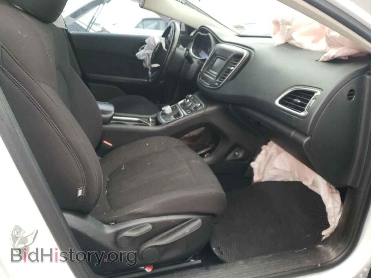 2015 CHRYSLER 200 - VIN: 1C3CCCAB0FN604251 - Фото 5