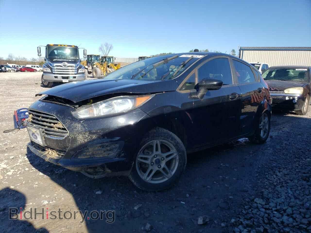 Photo 3FADP4EJ7JM135664 - FORD FIESTA 2018