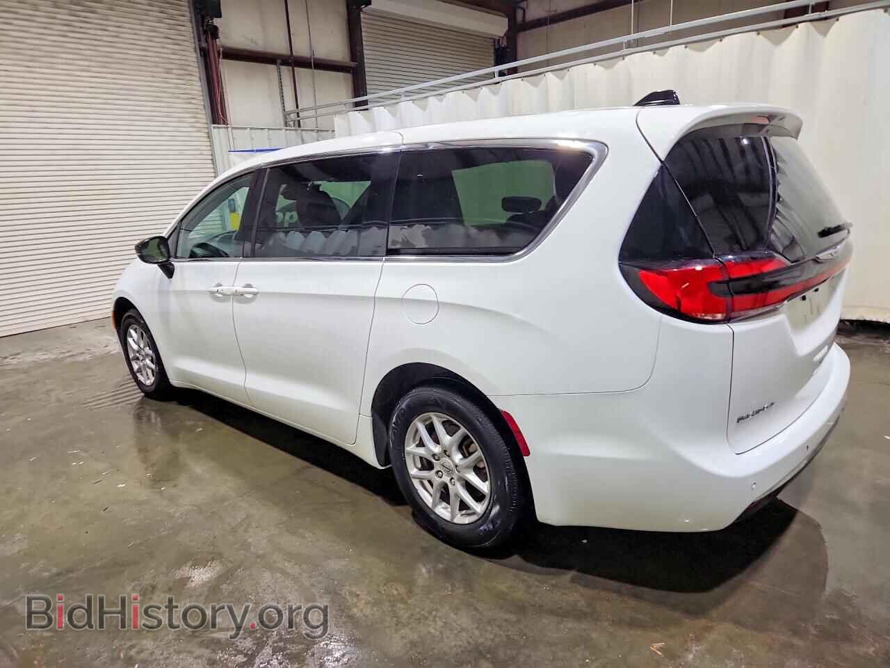 2025 CHRYSLER PACIFICA - VIN: 2C4RC1BG1SR507495 - Photo 2