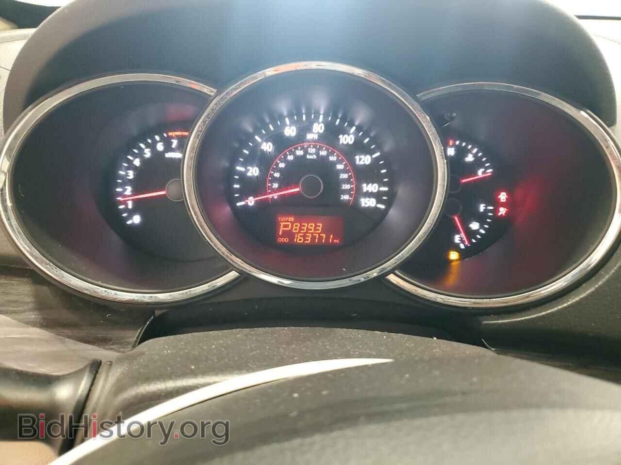 2011 KIA SORENTO - VIN: 5XYKTDA21BG065704 - Фото 9