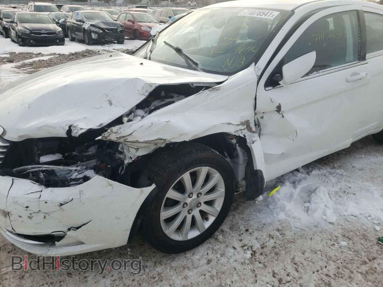2013 CHRYSLER 200 - VIN: 1C3CCBBB4DN655418 - Фото 9