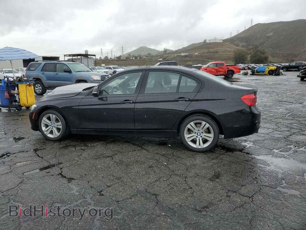 2016 BMW 3 SERIES - VIN: WBA8E9G54GNT86846 - Фото 2