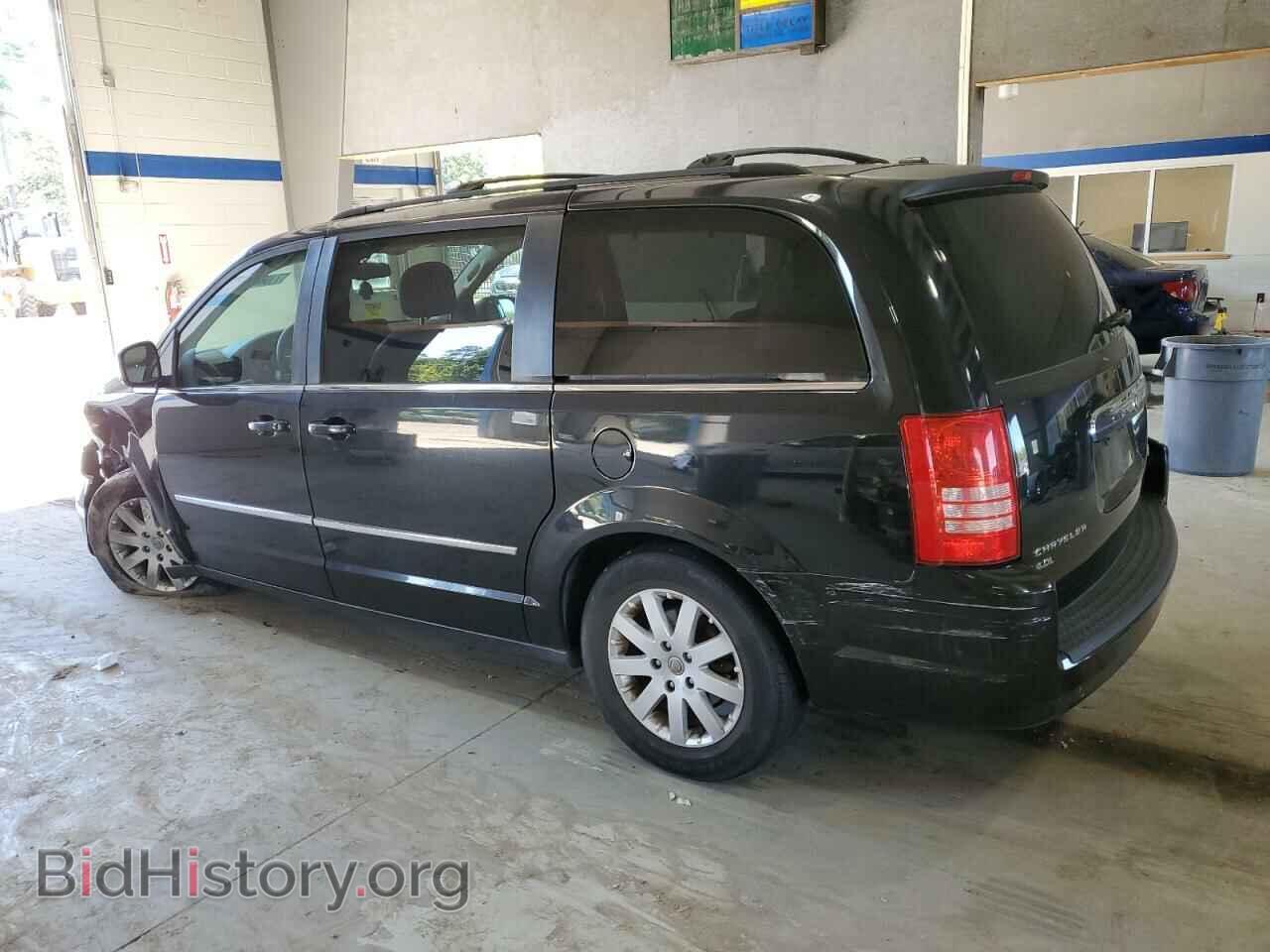 2010 CHRYSLER MINIVAN - VIN: 2A4RR8DX9AR494380 - Фото 2
