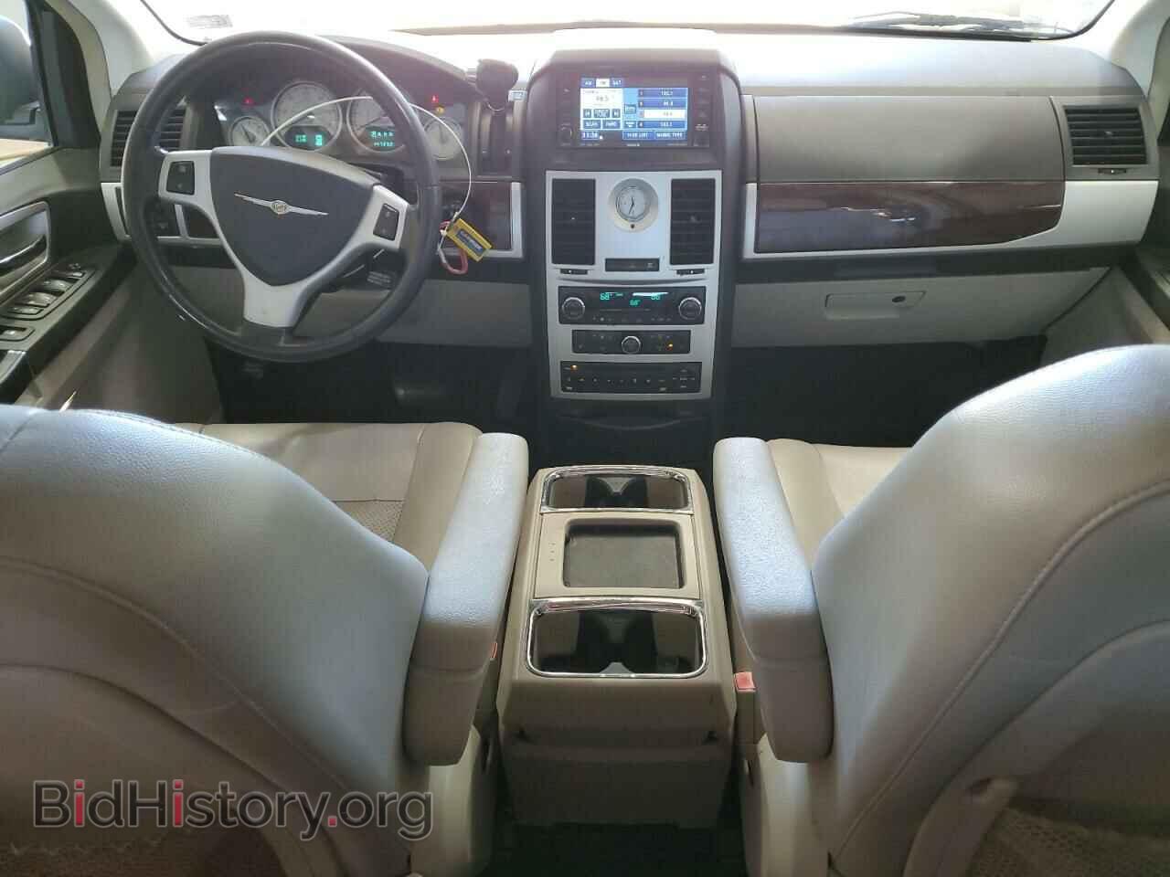 2010 CHRYSLER MINIVAN - VIN: 2A4RR8DX9AR494380 - Фото 8