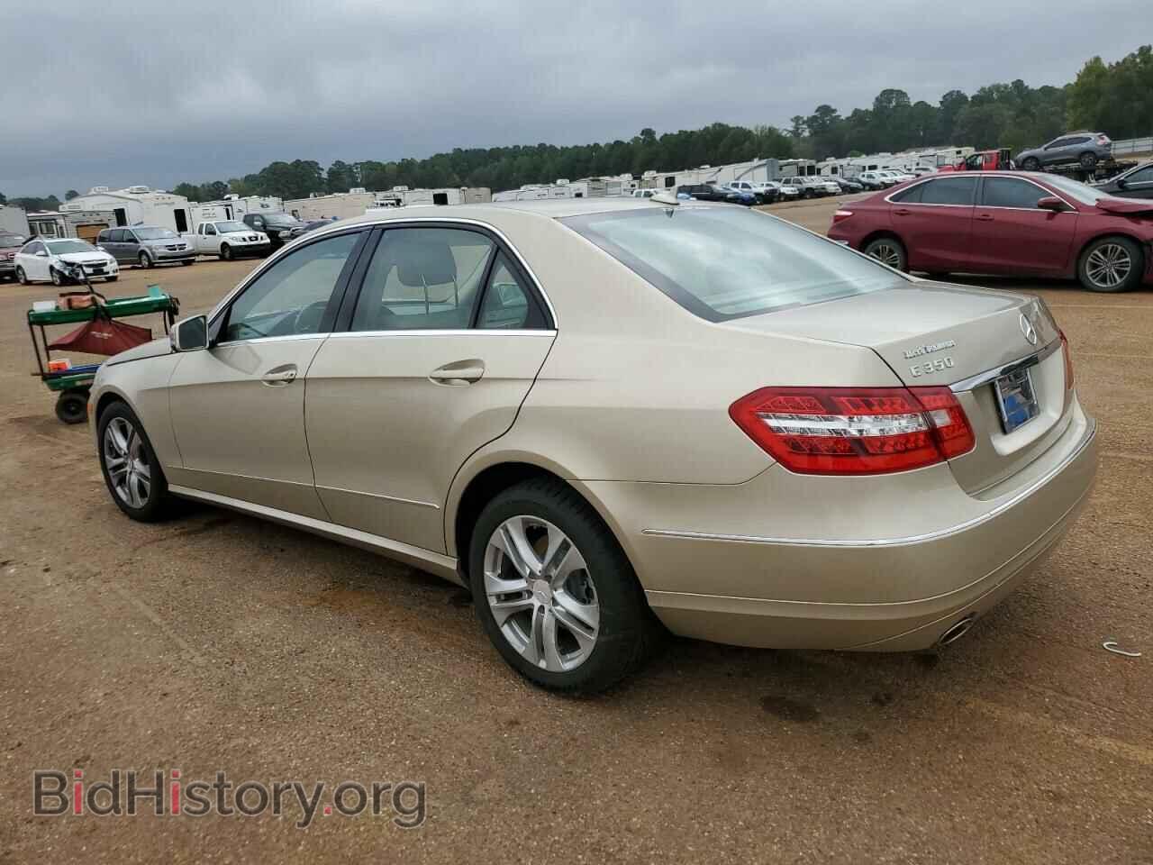 2010 MERCEDES-BENZ E-CLASS - VIN: WDDHF5GB8AA129093 - Фото 2