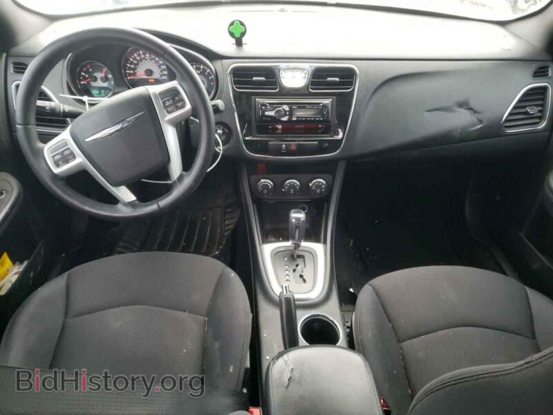 2013 Chrysler 200 (VIN 1C3CCBBB7DN543714) — photo 8 of 13