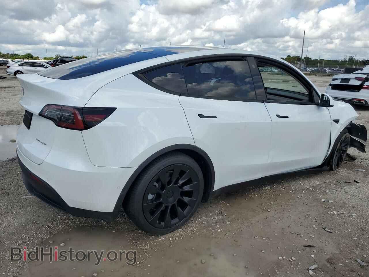 2022 TESLA MODEL Y - VIN: 7SAYGDEE6NF425700 - Фото 3