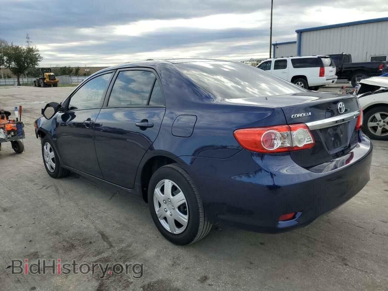 2011 TOYOTA COROLLA - VIN: 2T1BU4EEXBC742973 - Фото 2