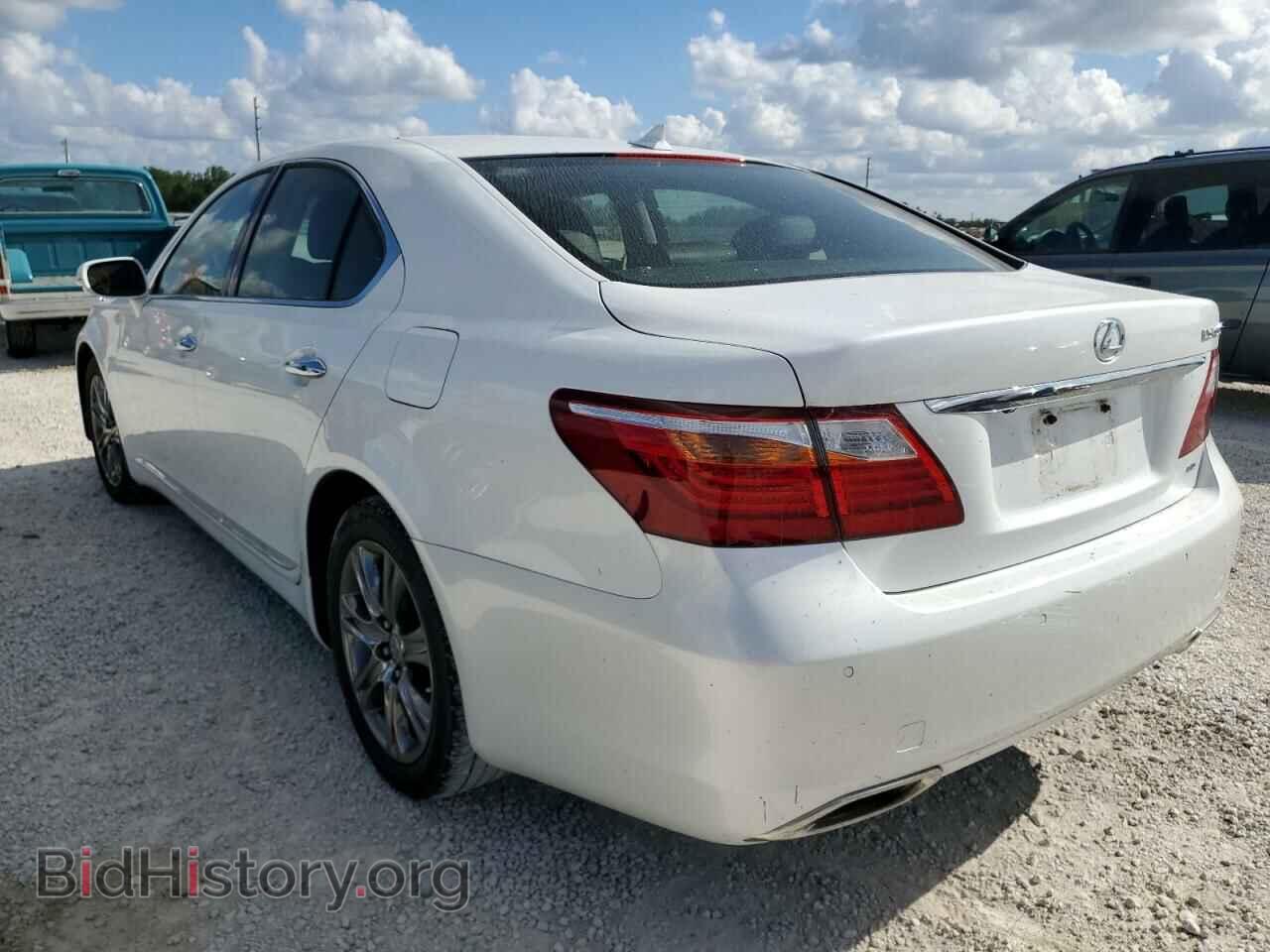 2012 LEXUS LS460 - VIN: JTHCL5EF7C5015289 - Photo 2