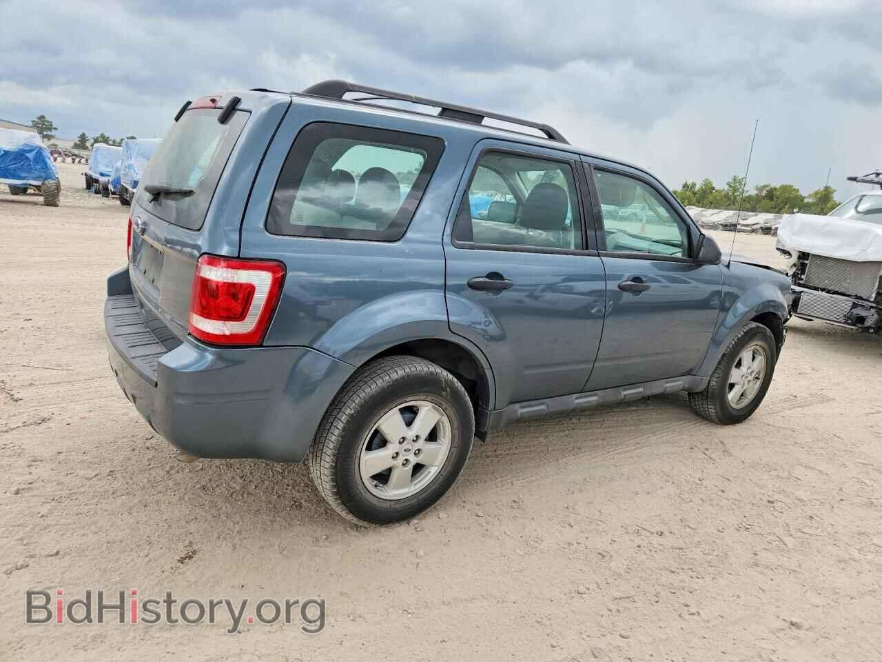 2010 FORD ESCAPE - VIN: 1FMCU0C77AKA09774 - Фото 3