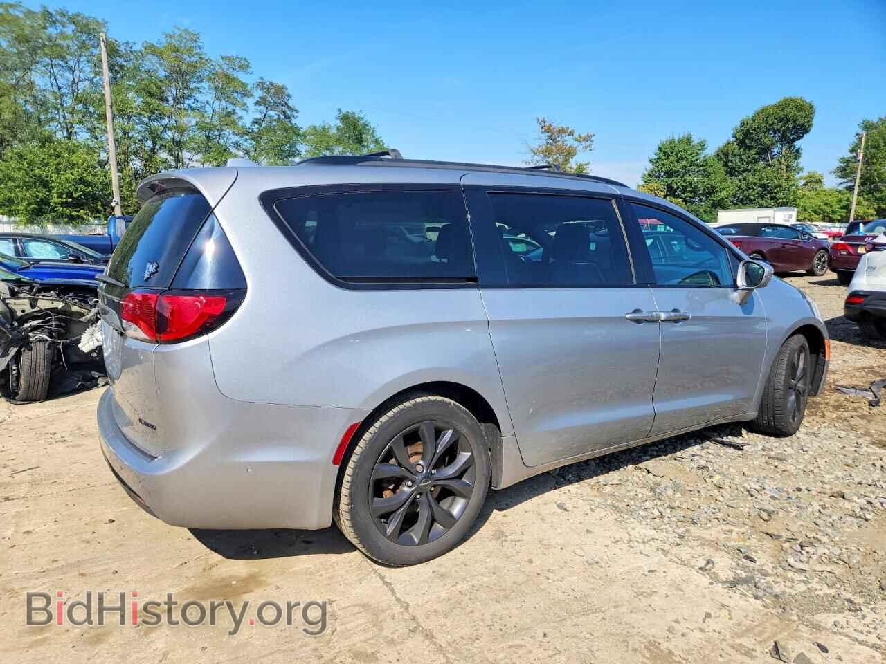 2020 CHRYSLER PACIFICA - VIN: 2C4RC1GGXLR240660 - Photo 3