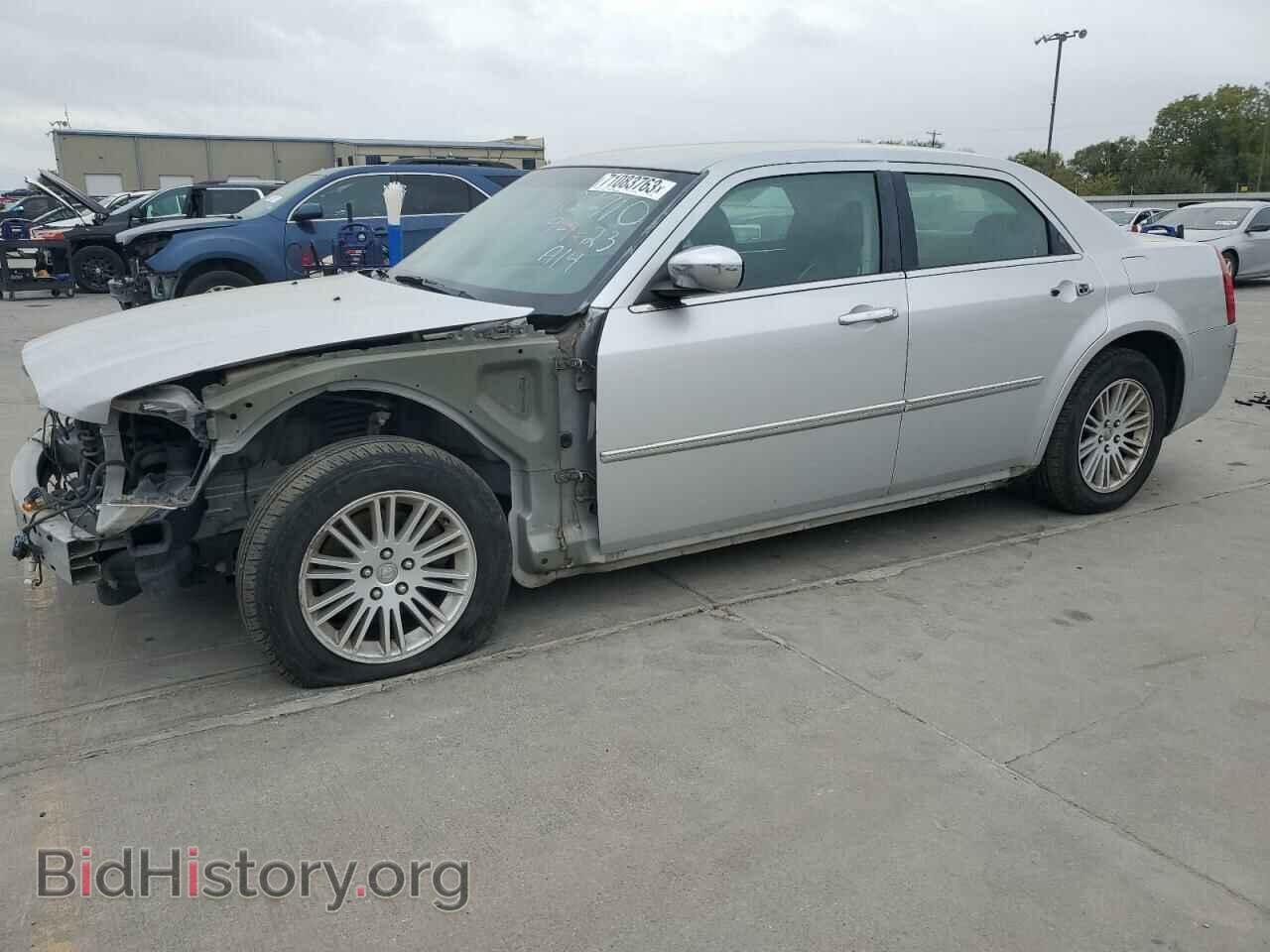 Фотография 2C3CA5CV5AH326084 - CHRYSLER 300 2010