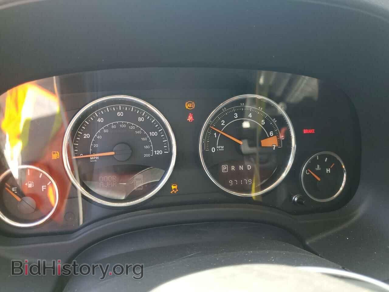 2016 JEEP COMPASS - VIN: 1C4NJCEB2GD775370 - Фото 9