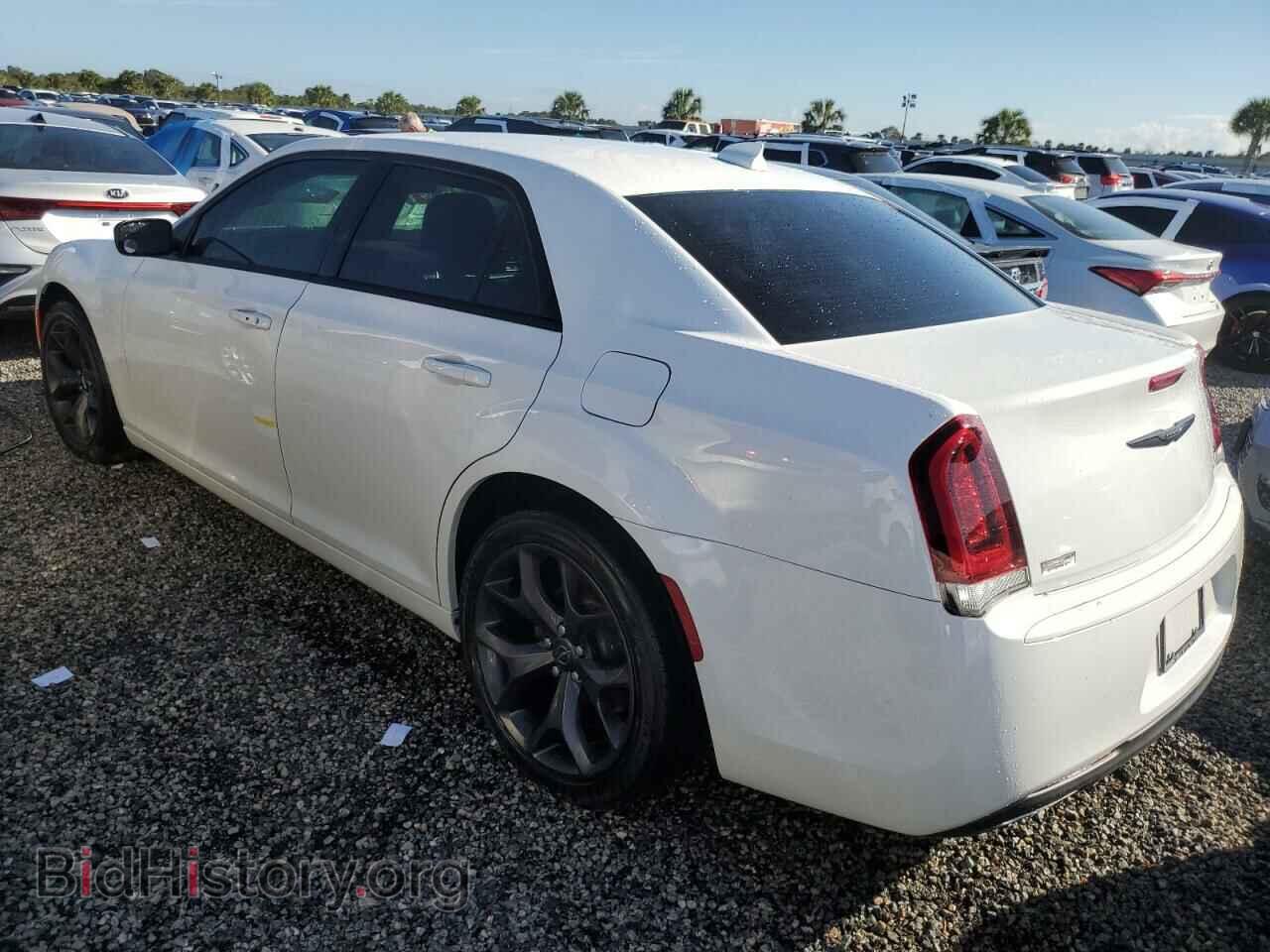 2020 CHRYSLER 300 - VIN: 2C3CCAAG4LH250125 - Фото 2