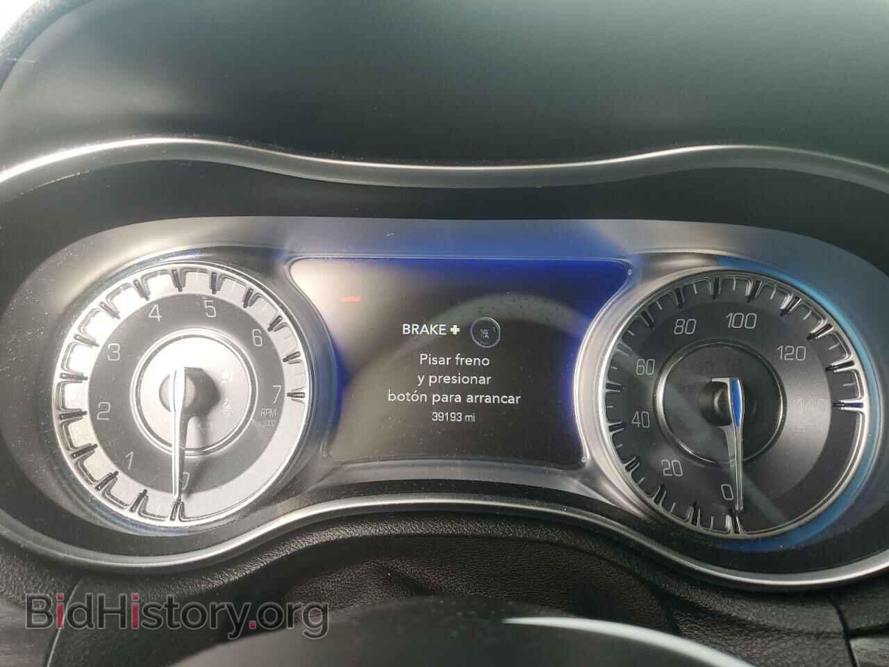 2020 CHRYSLER 300 - VIN: 2C3CCAAG4LH250125 - Фото 9