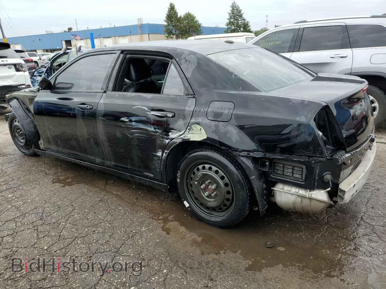 2017 CHRYSLER 300 - VIN: 2C3CCABG6HH646188 - Фото 2