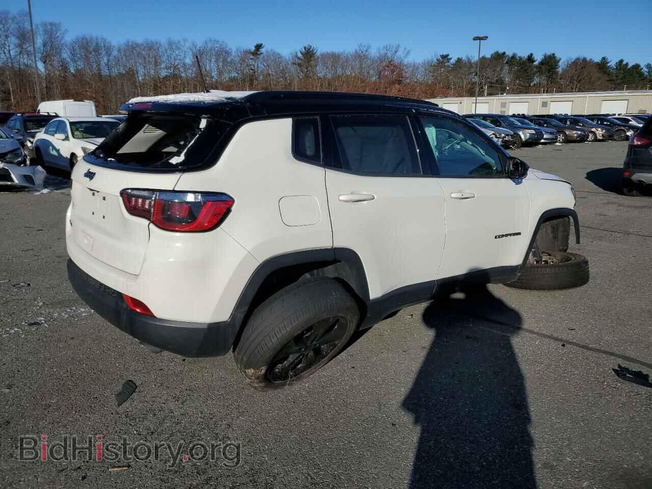 2018 JEEP COMPASS - VIN: 3C4NJDBB2JT432540 - Фото 3