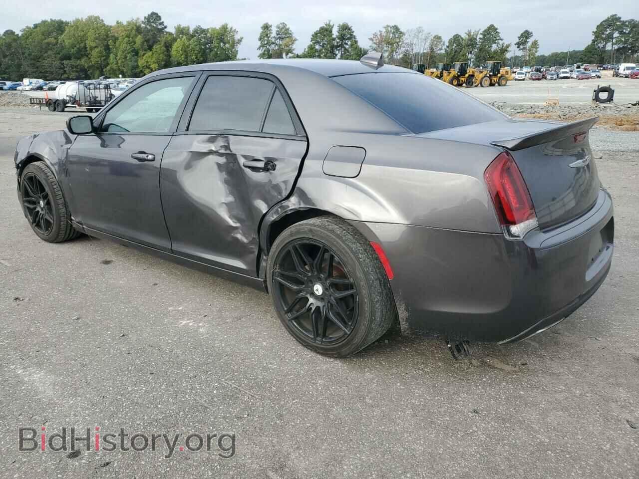 2015 CHRYSLER 300 - VIN: 2C3CCABG1FH872524 - Фото 2