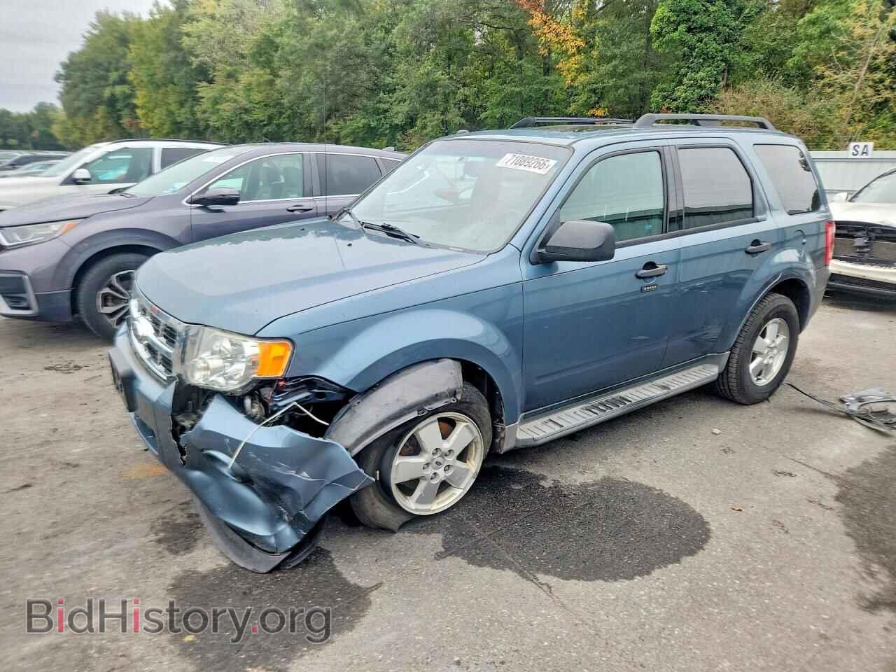 Фотография 1FMCU0D70BKA98524 - FORD ESCAPE 2011