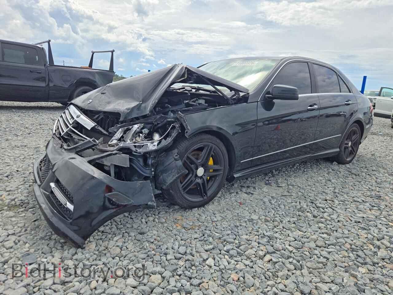 Photo WDDHF5KB9DA736664 - MERCEDES-BENZ E-CLASS 2013