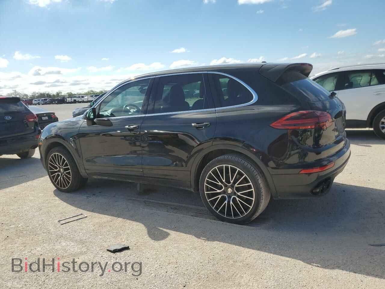 2018 PORSCHE CAYENNE - VIN: WP1AA2A27JKA04421 - Фото 2