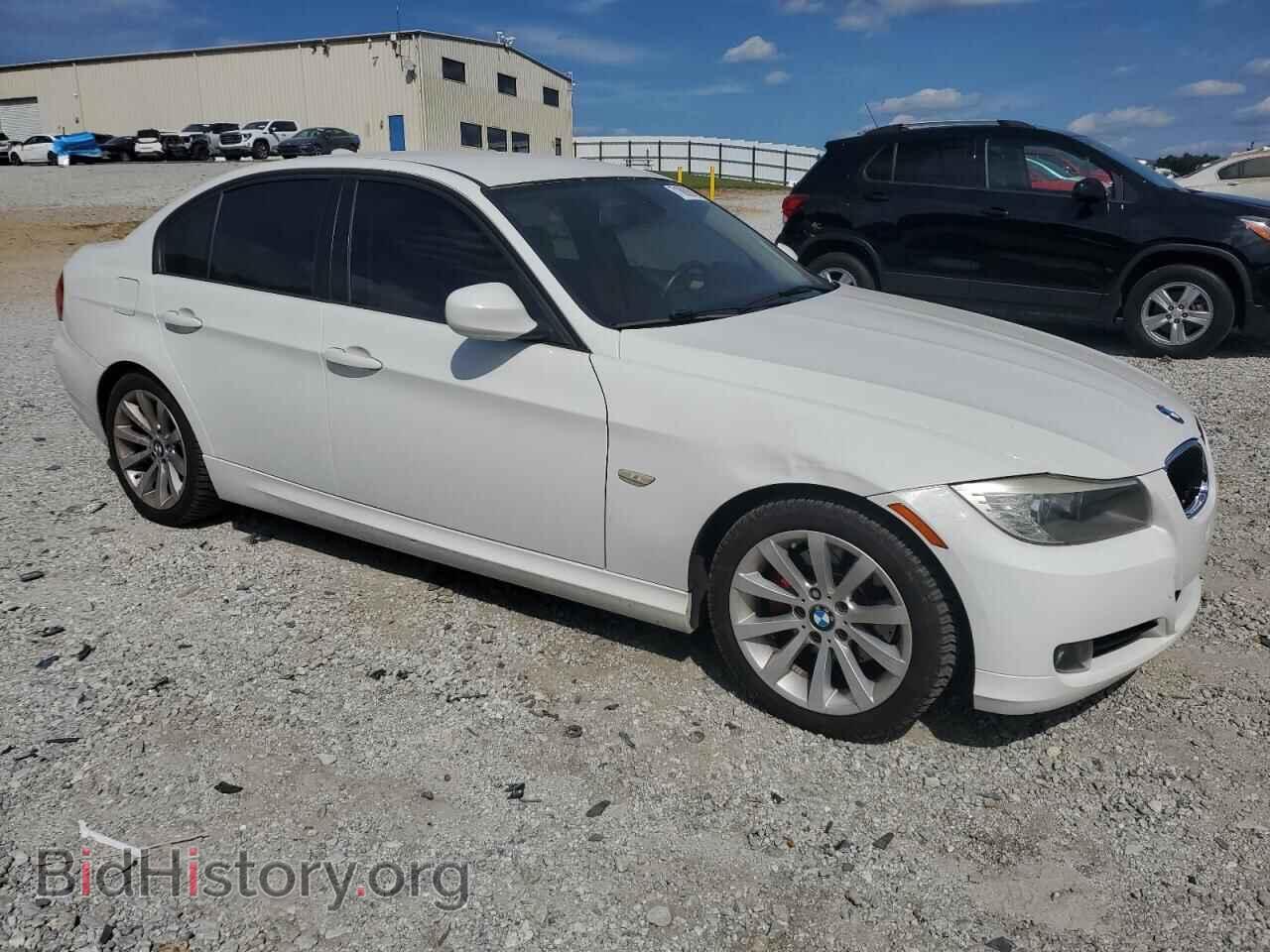 2011 BMW 3 SERIES - VIN: WBAPH7C5XBE851202 - Фото 4