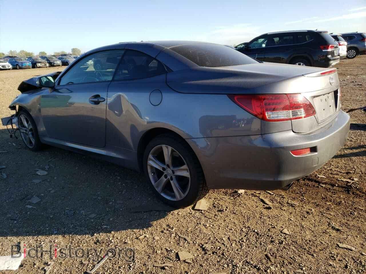 2012 LEXUS IS - VIN: JTHFF2C24C2522073 - Photo 2