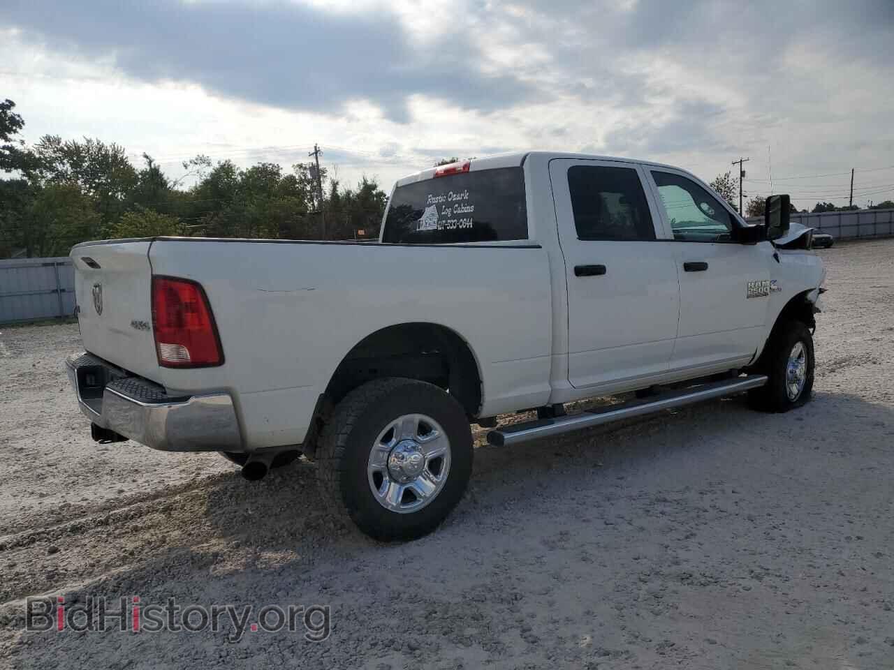 2018 RAM All Models - VIN: 3C6UR5CL1JG404343 - Фото 3