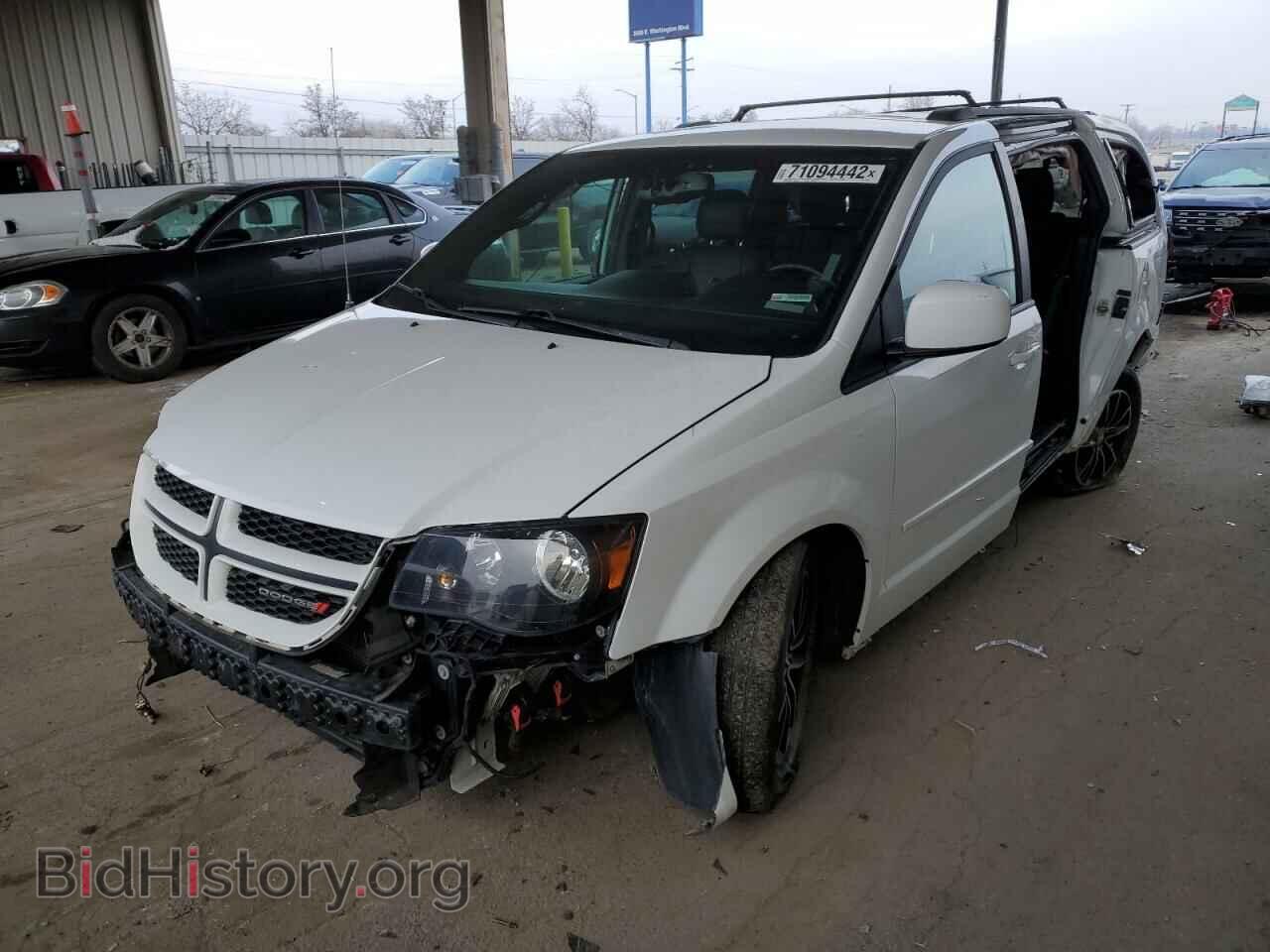 Фотография 2C4RDGEGXHR686561 - DODGE CARAVAN 2017