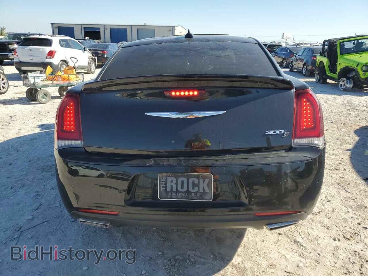 2015 CHRYSLER 300 - VIN: 2C3CCABG3FH781447 - Фото 6