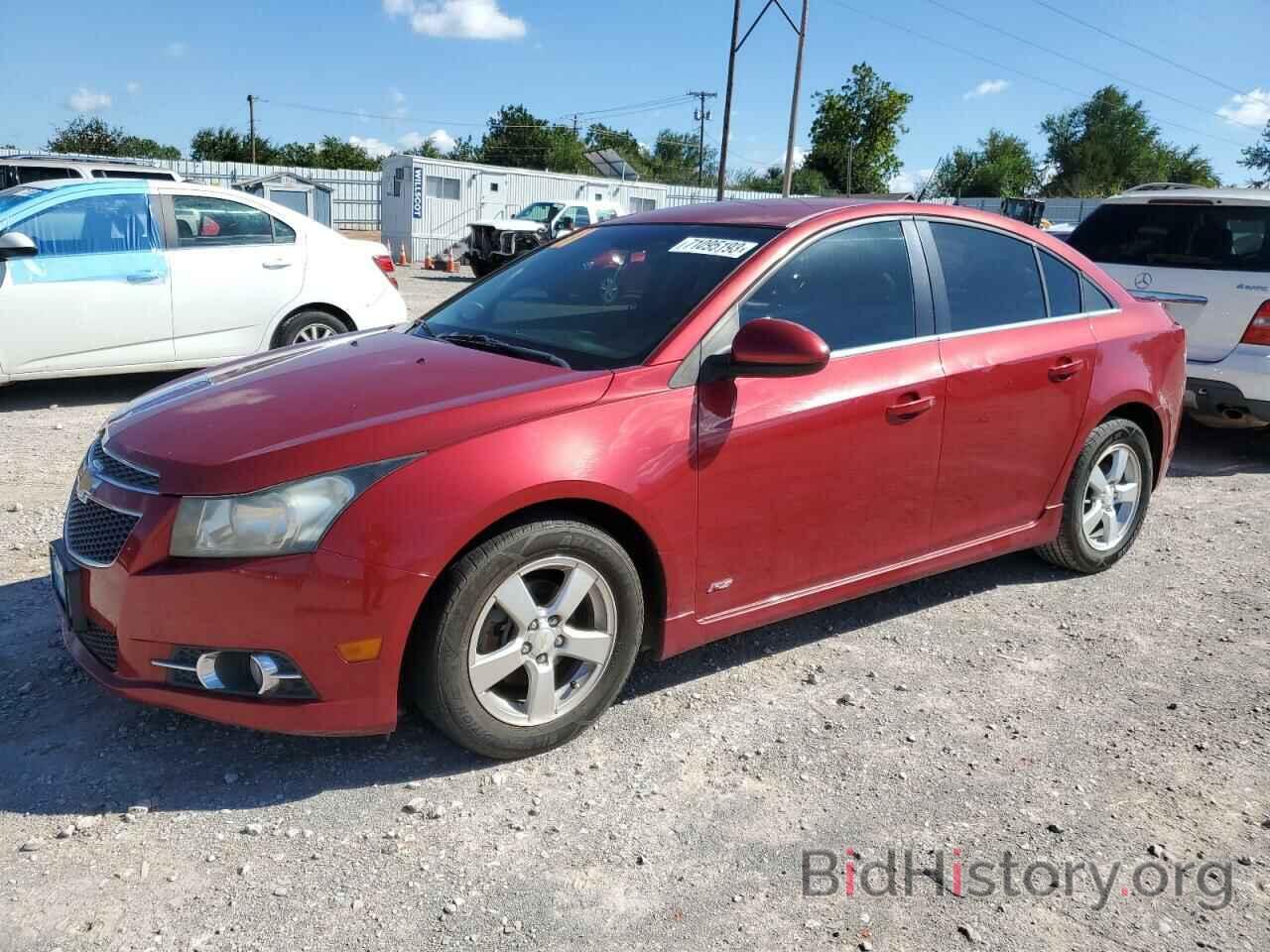 Chevrolet Cruze 2011 Red