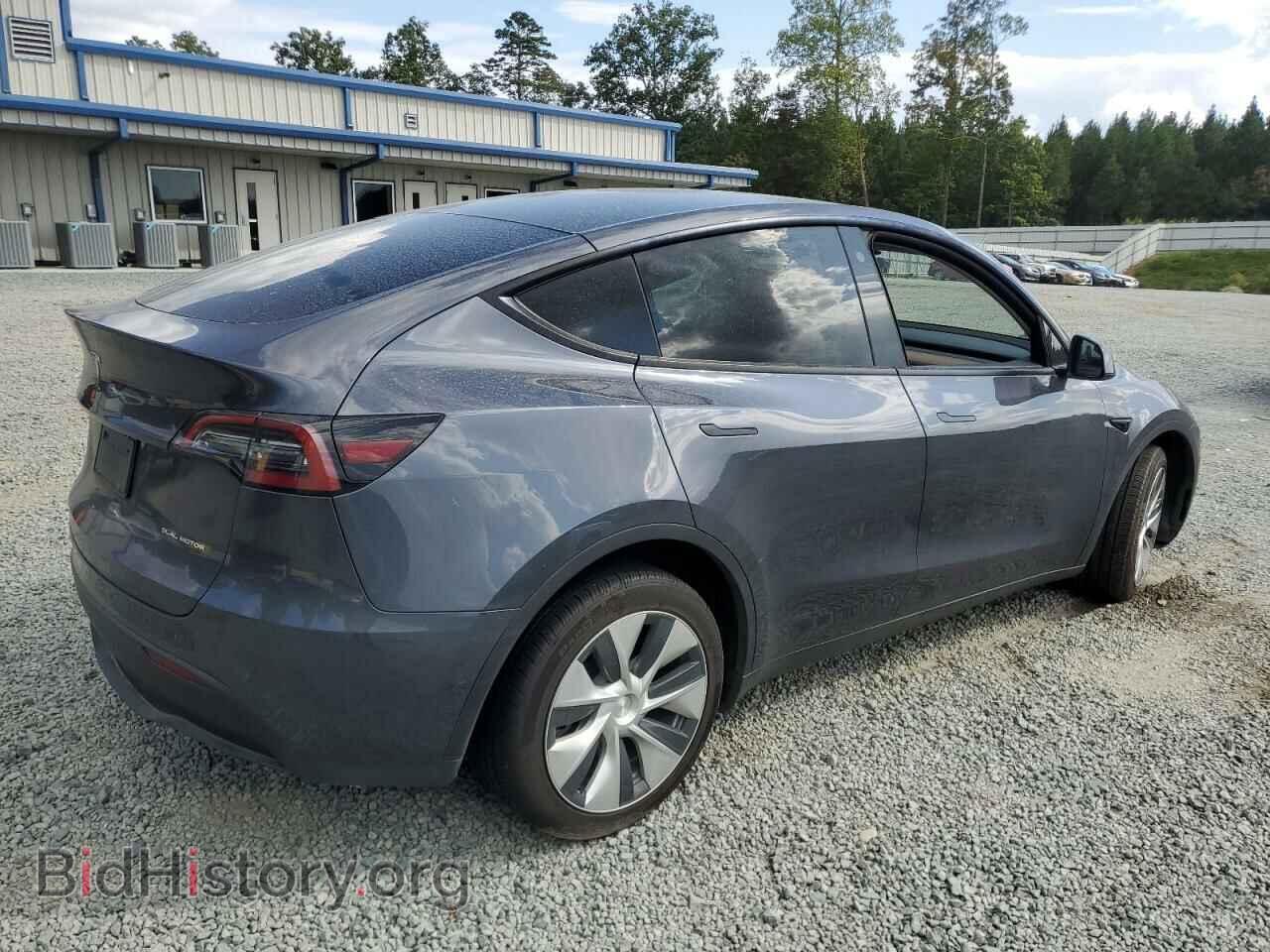 2022 TESLA MODEL Y - VIN: 7SAYGDEE2NF379928 - Фото 3