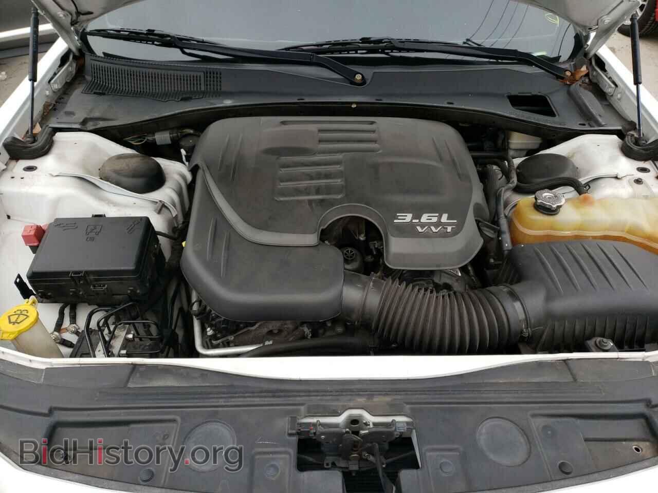 2014 CHRYSLER 300 - VIN: 2C3CCABG8EH124268 - Фото 7