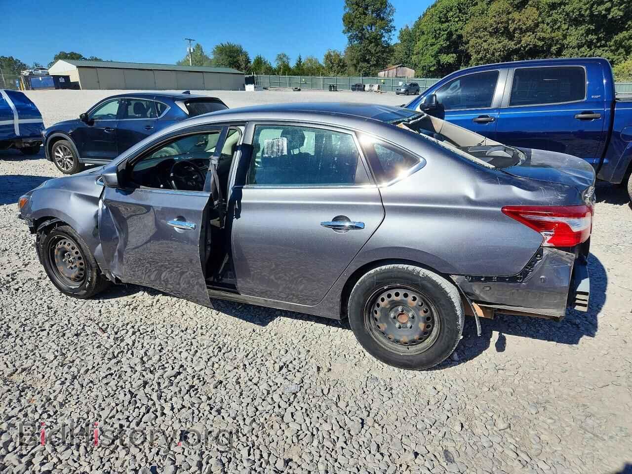 2019 NISSAN SENTRA - VIN: 3N1AB7AP1KY412040 - Фото 2