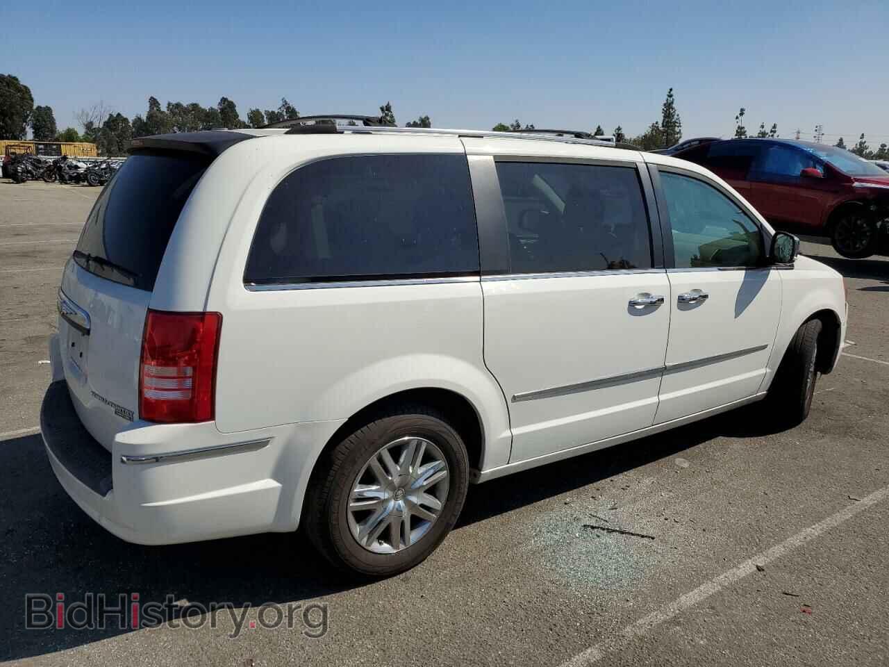 2010 CHRYSLER MINIVAN - VIN: 2A4RR7DX4AR448742 - Фото 3