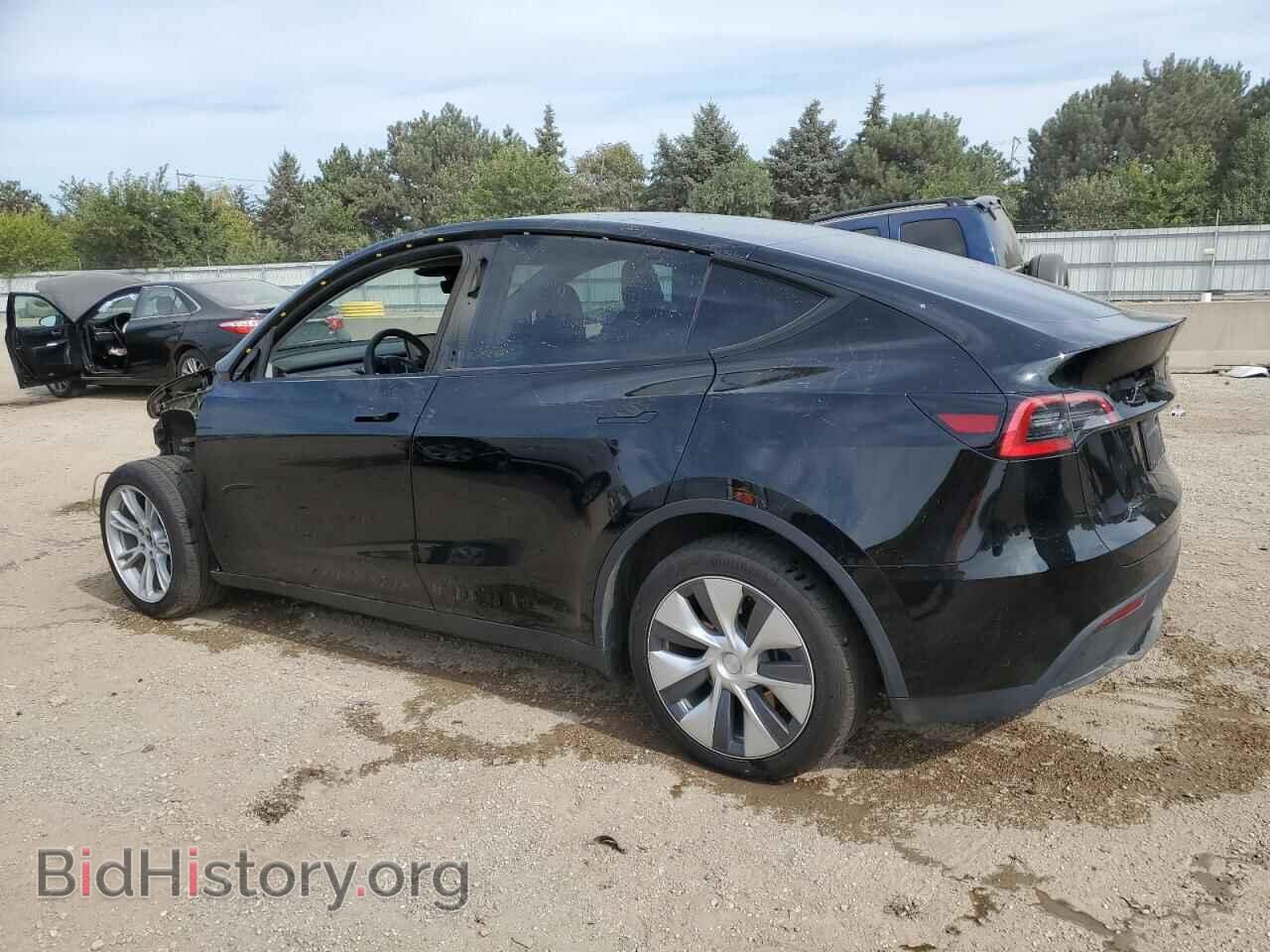 2023 TESLA MODEL Y - VIN: 7SAYGDEE4PA167337 - Фото 2
